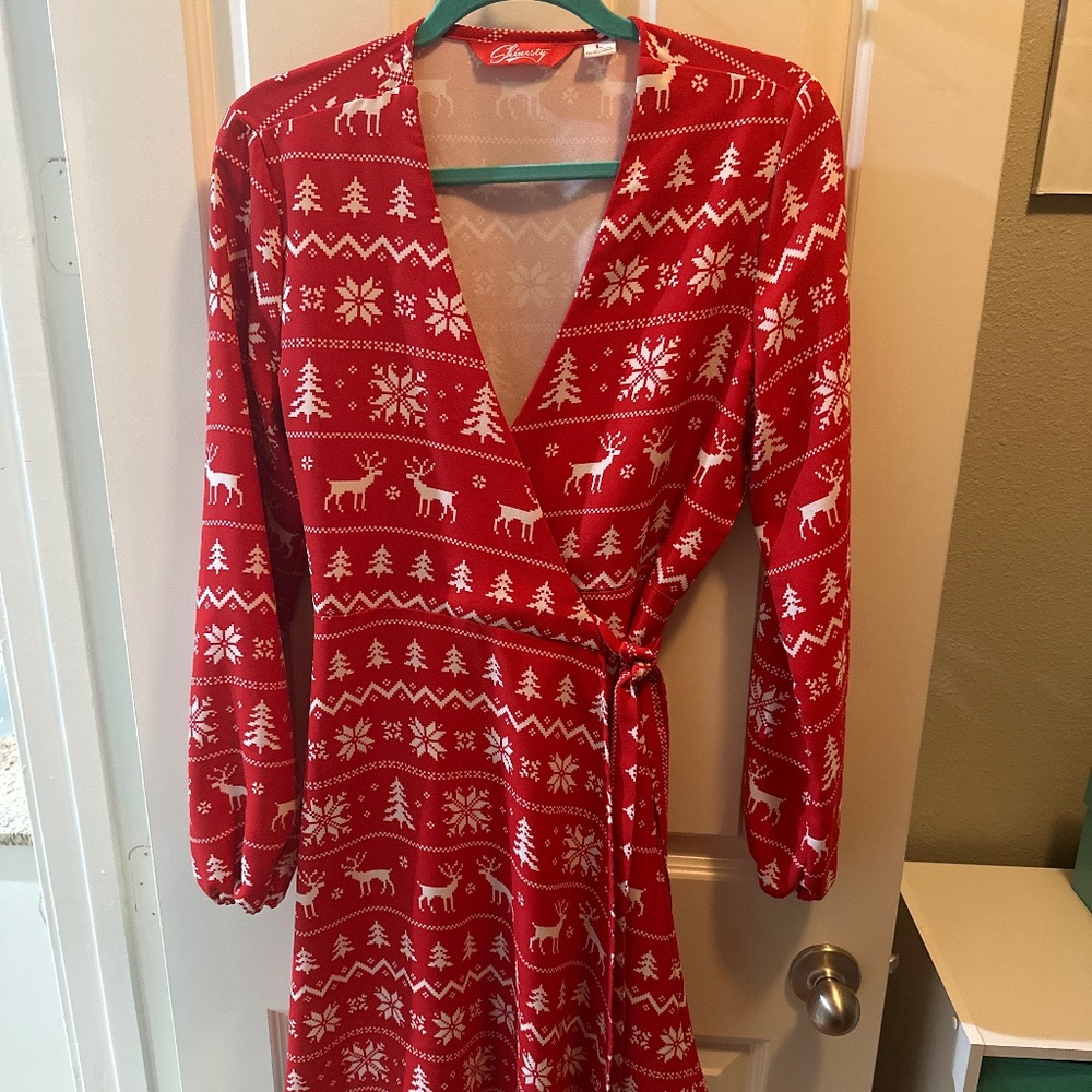 Festive Holiday Dress - Picture 1 of 3